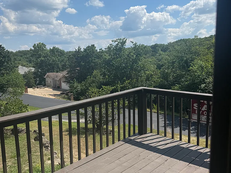 19 Oak Creek Cir — Photo 56