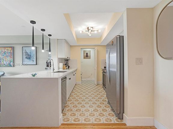 5th image of 19501 W Country Club Dr APT 1202