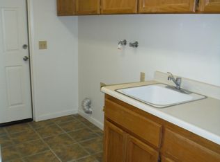 1869 Morris Ave, Clovis, CA 93611