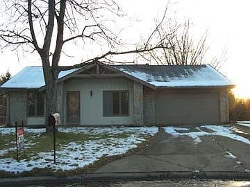 1st image of 8333 N Trace Cir