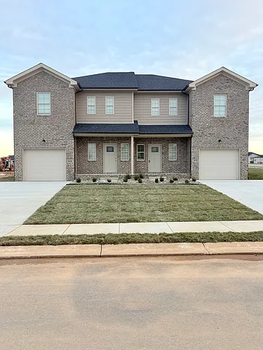 870 Rodeo Ln Photo 1