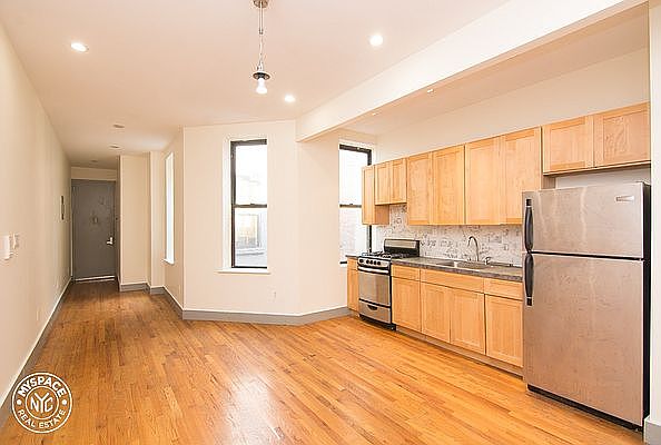 1st image of 654 Park Pl #4LB