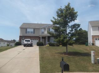 105 Virginia Ave E, Gilbert, MN 55741