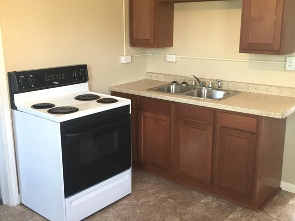 611 S 6th Ave #1, Virginia, MN 55792