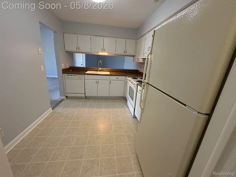2605 Greenstone Blvd #212 — Photo 10