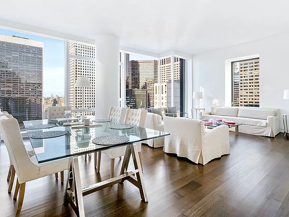 3rd image of 20 W 53rd St #29A