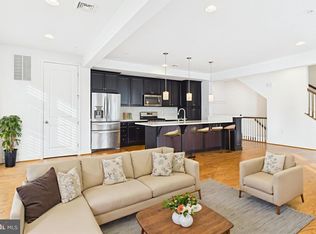 702 Mayer Pl, Lancaster, PA 17601