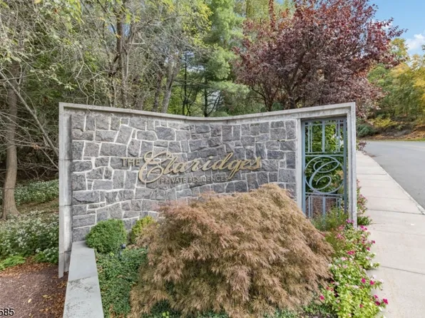 1 Claridge Dr APT 900, Verona, NJ 07044