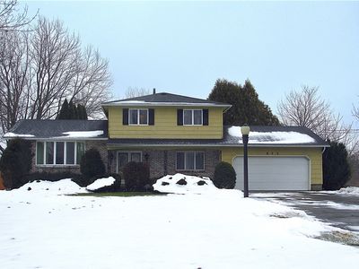 672 Gillett Rd, Spencerport, NY, 14559