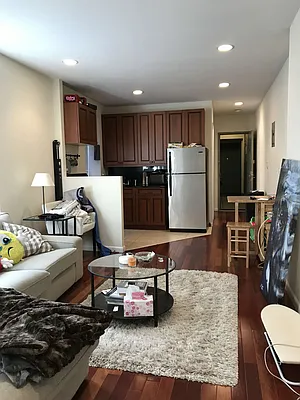 Rented by Meyerson Management | media 20