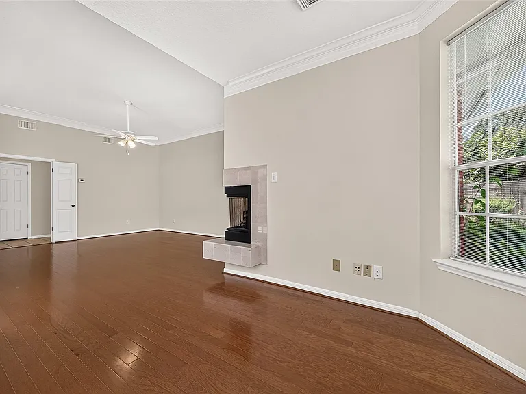 3215 Quiet Lake Dr — Photo 18