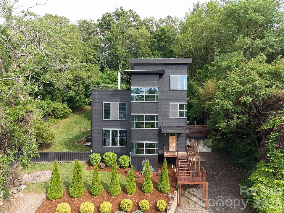 1st image of 53 Buchanan Pl