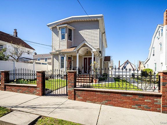 3rd image of 14811 10th Avenue