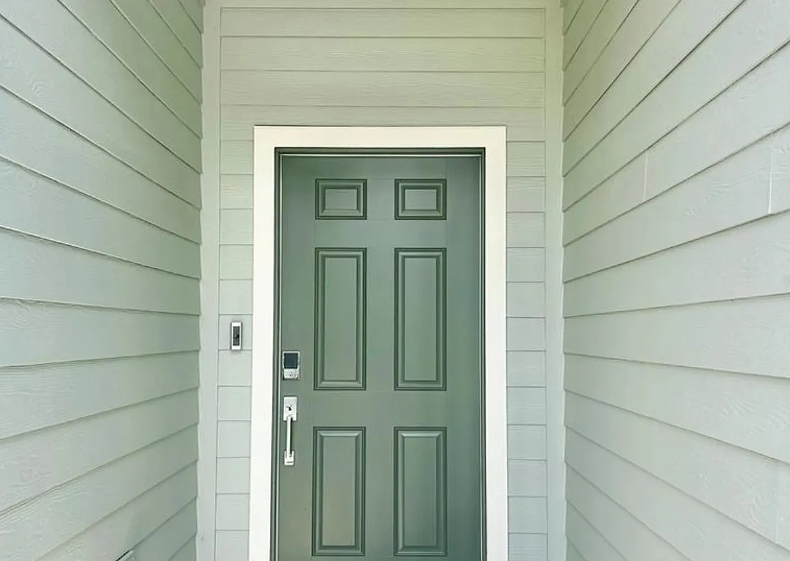 4 bed, 2226 sqft, $2,399 — Photo 4