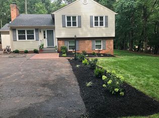 406 Lake Vista Dr, Forest, VA 24551