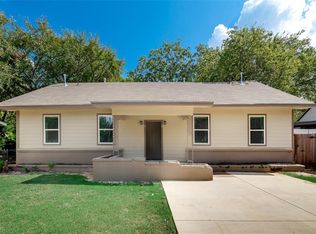 202 Burton Dr, Arlington, TX 76011