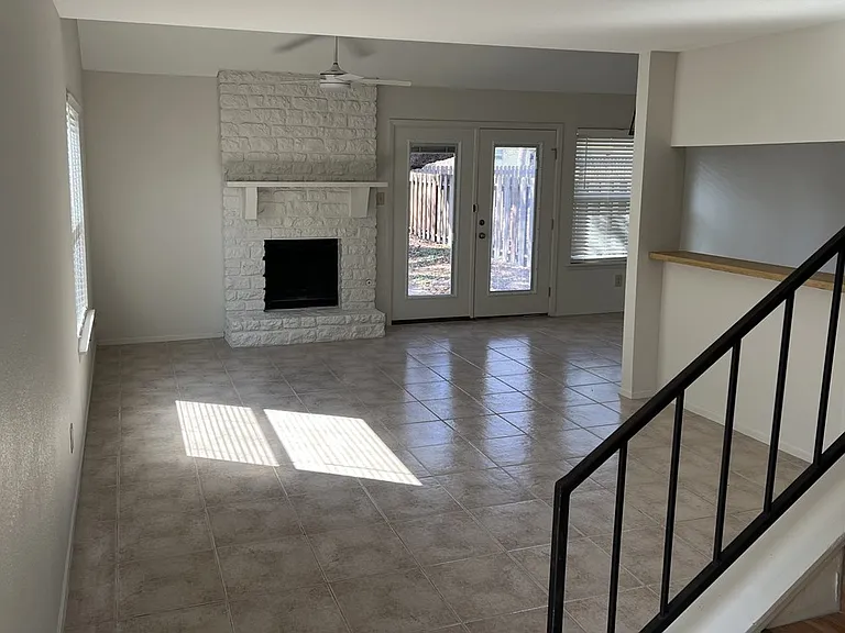 1019A N Allen St #A — Photo 3