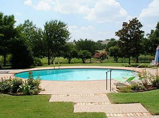 7301 Summitview Dr, Irving, TX 75063