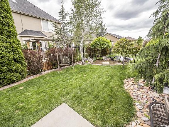 2nd image of 3993 W Troon St