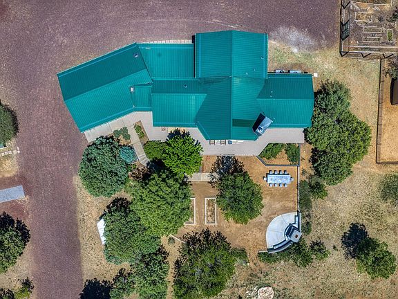 3rd image of 5182 Pinedale Wash Road