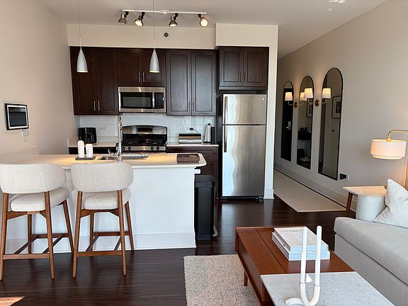 5th image of 1500 N Halsted St #1007