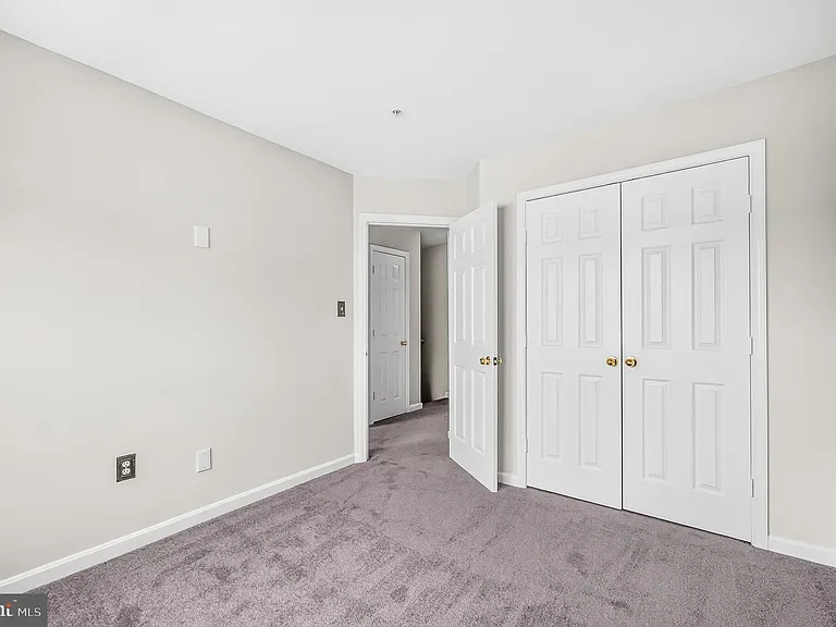 9743 Quiet Brook Ln — Photo 28