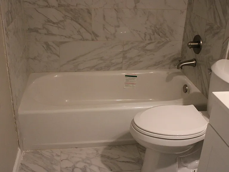 5116 Chantilly Dr — Photo 10