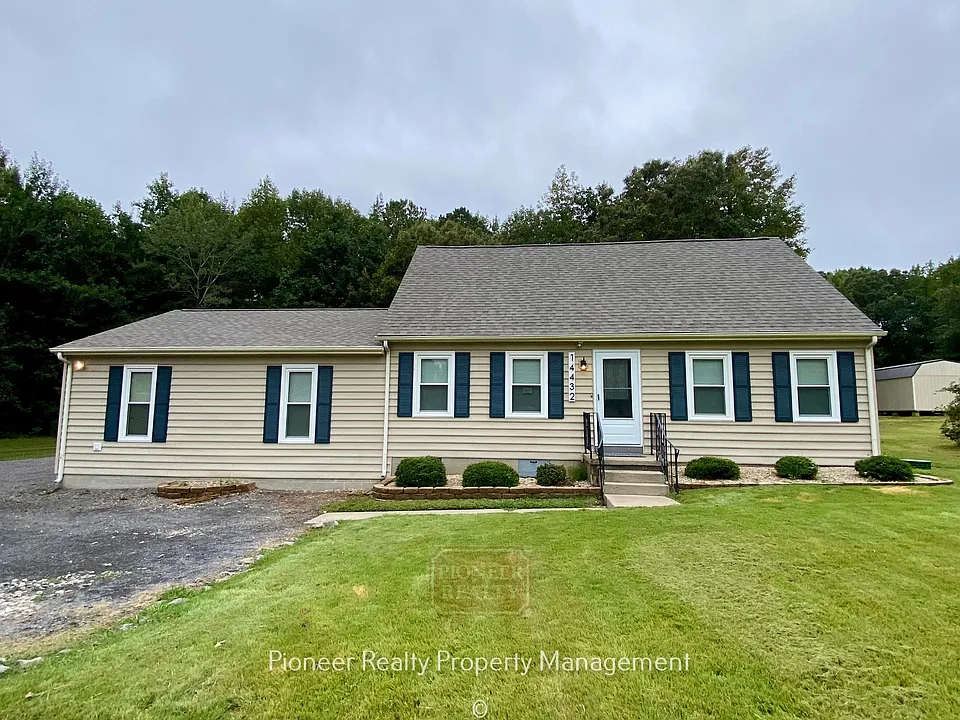 14432 Woods Edge Rd