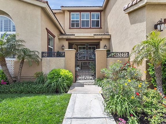 3rd image of 15151 Willow Wood Ln