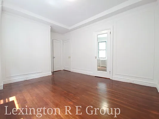 Rented by Lexington Real Estate Group | media 29