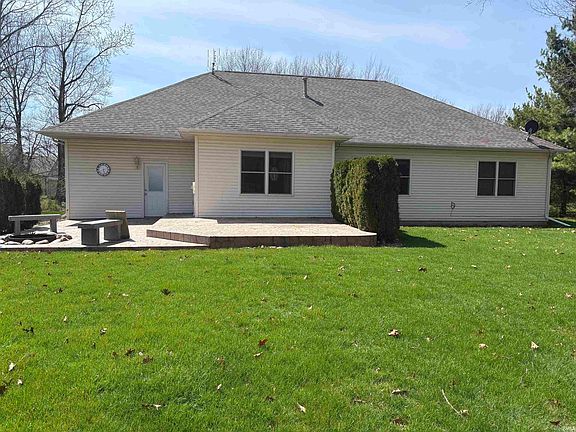 3rd image of 13635 Ranier Dr