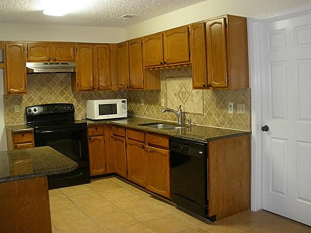 1st image of 256 Aspenway Dr