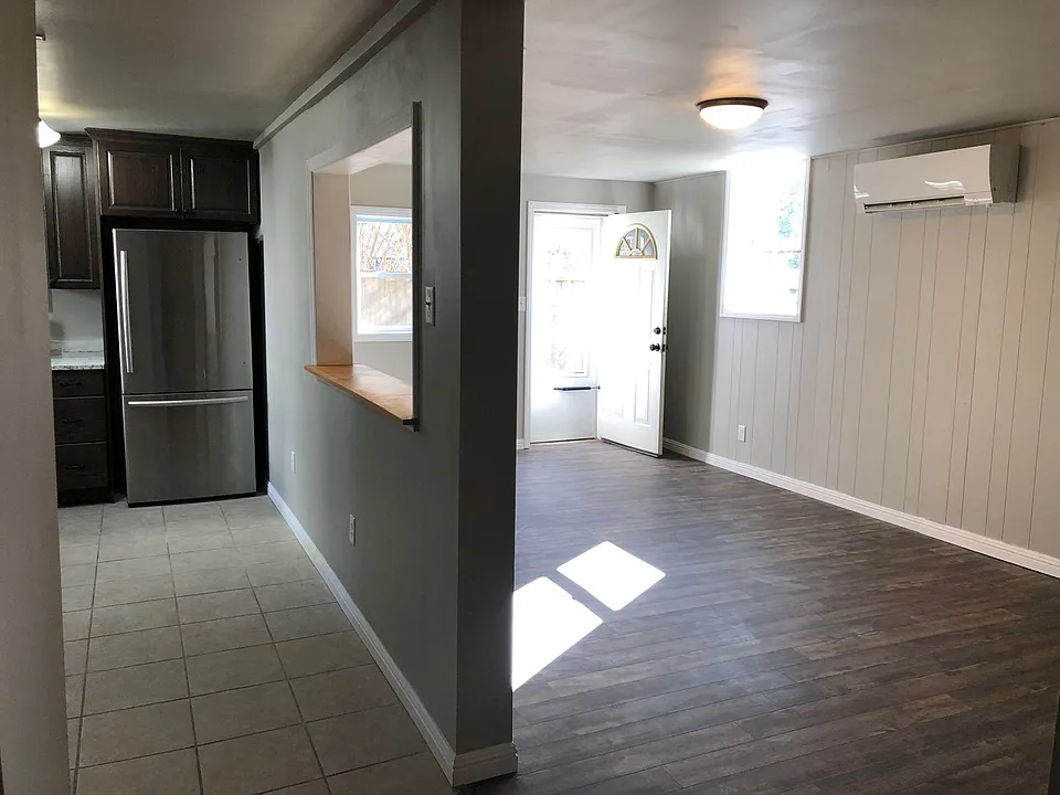 61 Barnard Ave #1