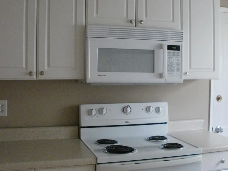 2521 B Miller Park Cir — Photo 3
