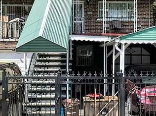 877 E 216th St, Bronx, NY 10467