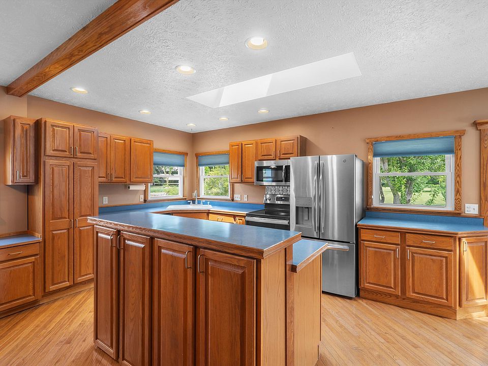 28079 Goddard Rd, photo 17