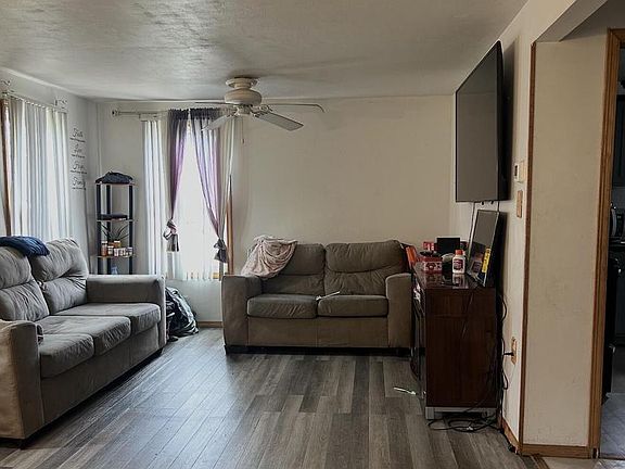 3rd image of 3030 Gates STREET