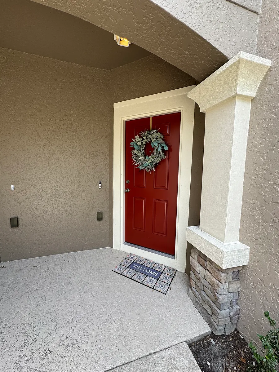 Building Photo - 5467 Leighton Ln