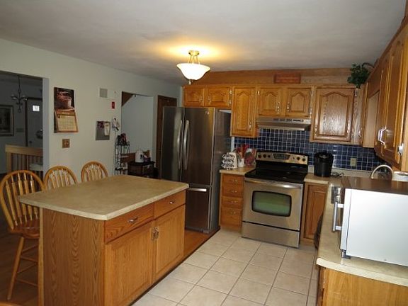 2nd image of 3 Kasher Dr