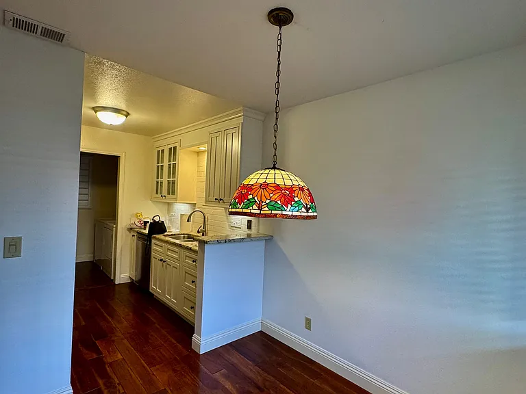 Bernice Ln — Photo 8