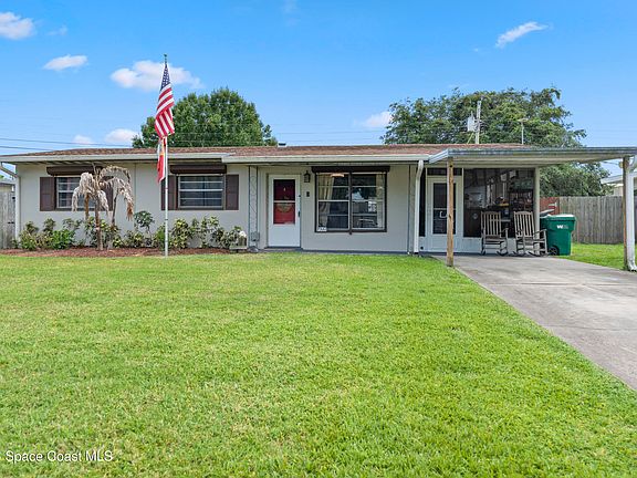 3rd image of 2361 Pawnee Dr