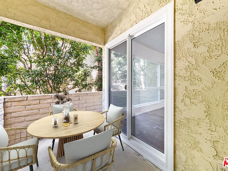 5600 Kensington Way #104 — Photo 9