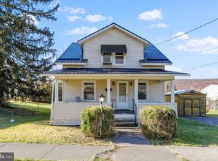 147 S Bolton St, Romney, WV 26757