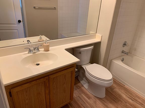4th image of 7716 Constanso Ave Unit 204