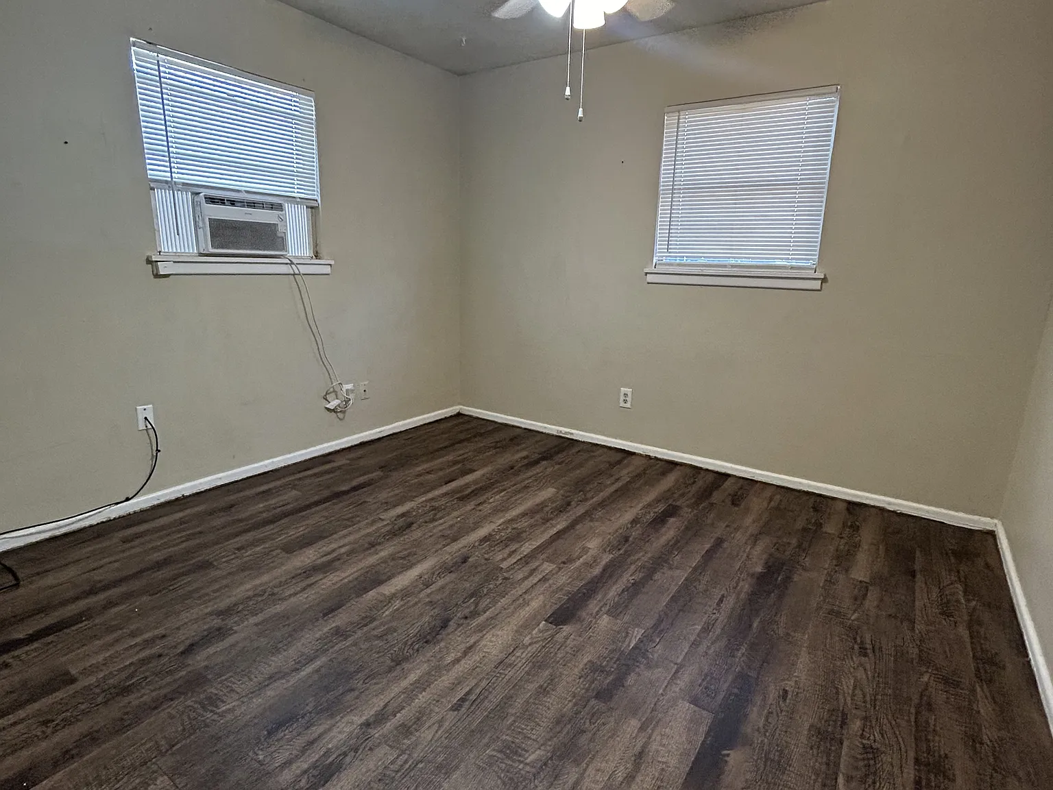 3305 East Cornell Street - 1 — Photo 3