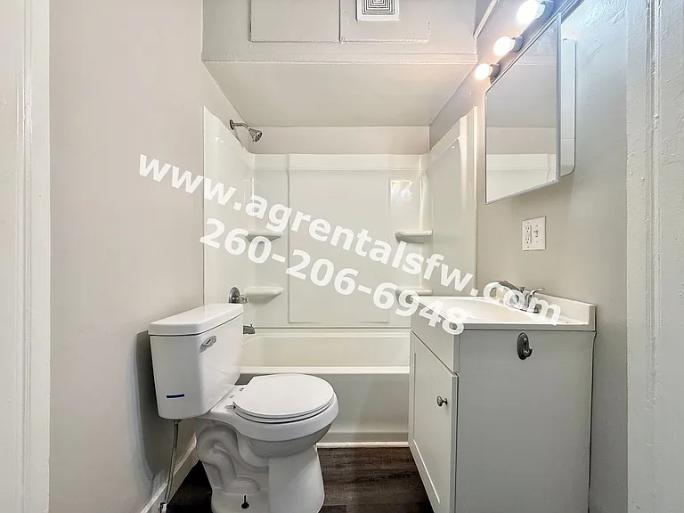 915 Lincoln Ave — Photo 9