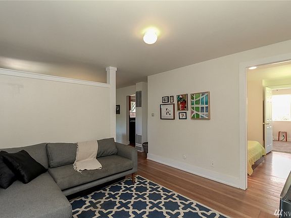 5th image of 1612 NE 192nd St