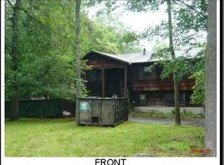 8 Richard C Brown Dr, Stony Point, NY 10980