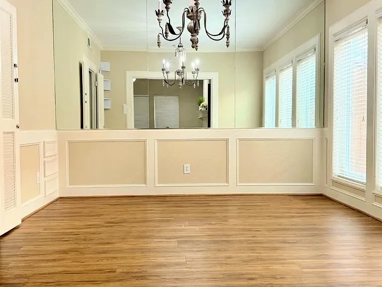 2413 Potomac Dr #D — Photo 8