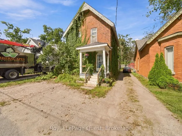 148 Coldwater Rd W, Orillia, ON L3V 3L8